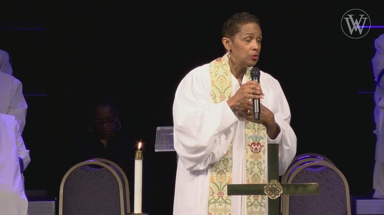 10:00 AM Weekend Worship Service