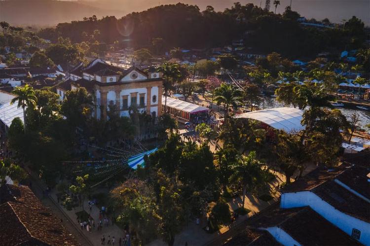 Festa Literária Internacional de Paraty fica sem energia durante segundo dia de evento