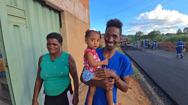 Prefeitura de Montes Claros leva asfalto para o Santo Antônio