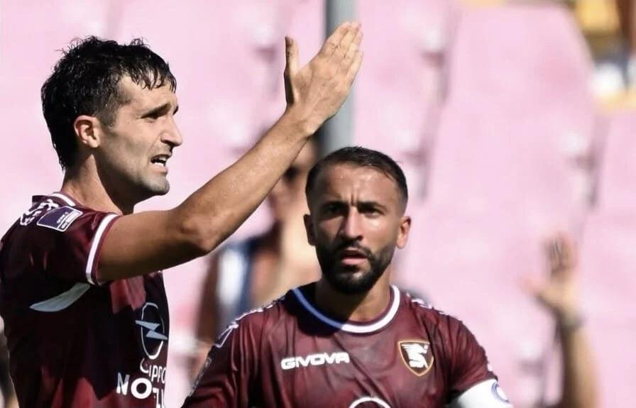 Salernitana-Cavese 1-1: Llano non basta, all’Arechi esplode la contestazione