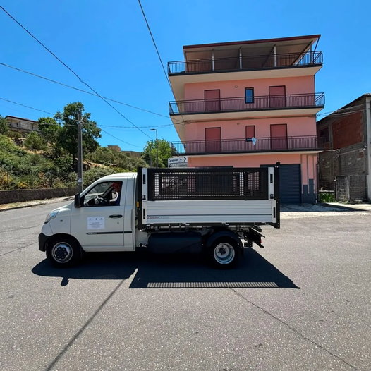 🚜 UN NUOVO MEZZO AL SERVIZIO DELLA NOSTRA COMUNITÀ! 🇮🇹 Un altro impegno mantenuto. È stato consegnato oggi il nuovo a...