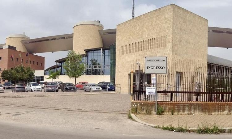 Portierato tribunali Lecce Taranto Brindisi: sindacati denunciano violazioni