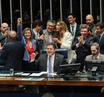 Escala 6x1: Congresso deve promulgar PEC na próxima semana