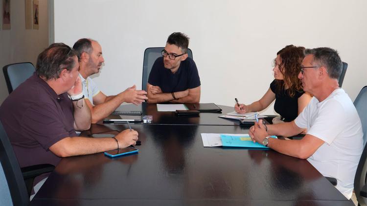 Novelda da el primer paso para crear el carril ciclopeatonal que conectará el casco urbano con La Estación