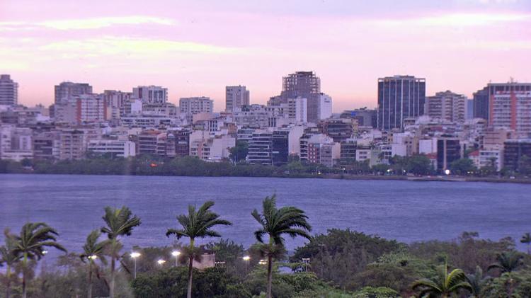RJ tem previsão de chuva e ventania para esta segunda-feira; rajadas podem passar dos 70 km/h