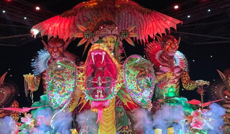 Isabelle Nogueira se transforma em onça 'Kamara' na segunda noite do Festival de Parintins 2026; VÍDEO