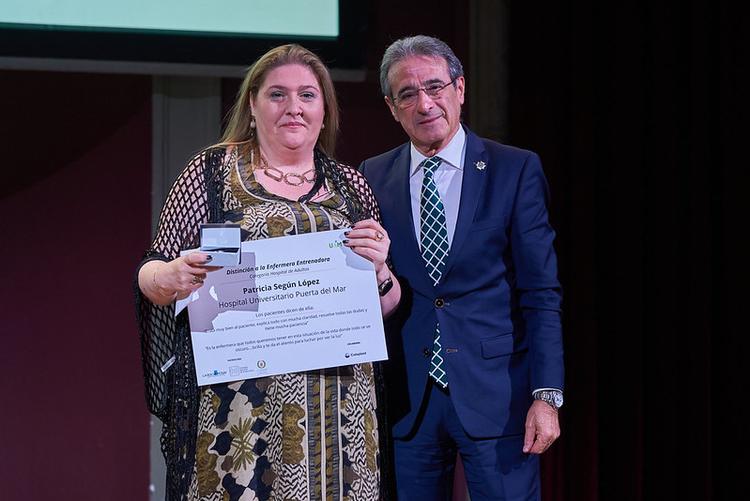 La enfermera gaditana, Patricia Según López, reconocida en las Distinciones Dama de la Lámpara por su labor en oncología