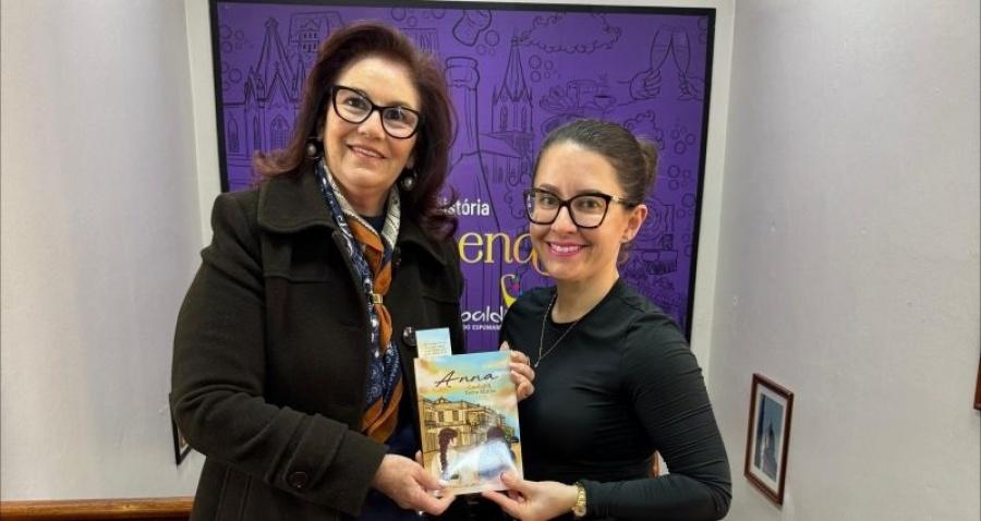 Secretaria de Turismo e Cultura recebe novo exemplar do programa Garibaldi Mais História