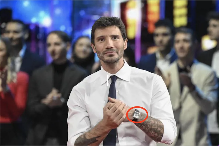 De Martino presenta il suo Festival di Sanremo: "Vorrei meno brani in gara. Vasco Rossi? Sarebbe un sogno"