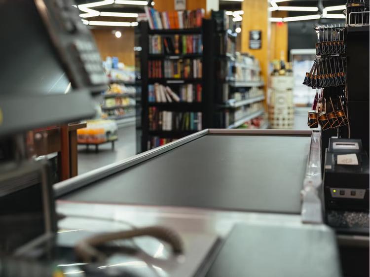 Empresário é condenado por acusar mulher de furto em mercado de Natal