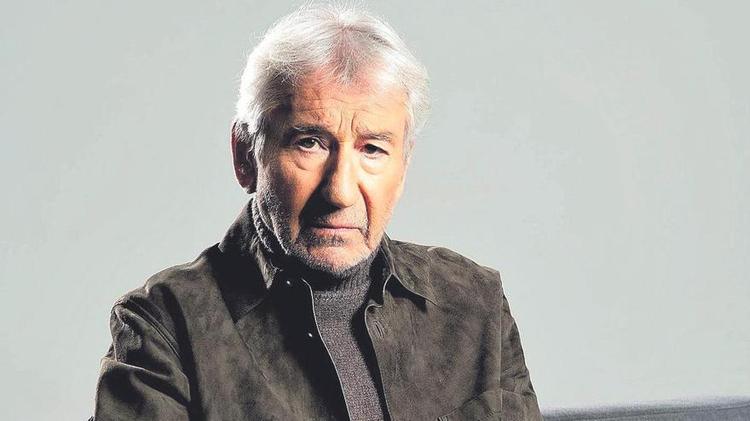 «Lo de ser una figura histórica me suena a museo. Sigo vivo y currando»