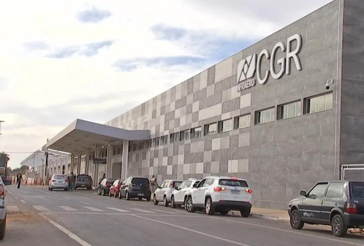 Deputado cobra instalação de placa com nome de Ueze Zahran no aeroporto de Campo Grande