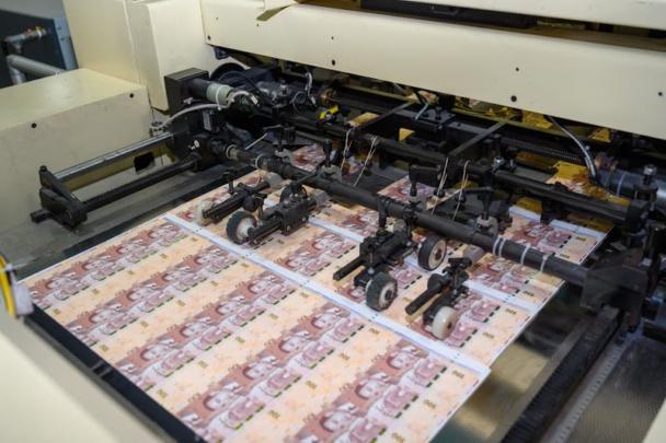 الاستثمارات والصادرات والسياحة تدفع احتياطيات المغرب إلى مستويات تاريخية
