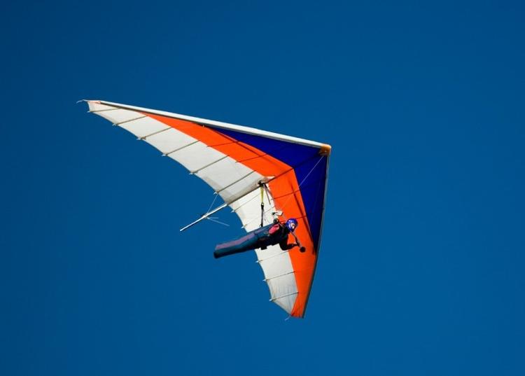 Un pilote de deltaplane et sa passagère perdent la vie à la Coupe Icare