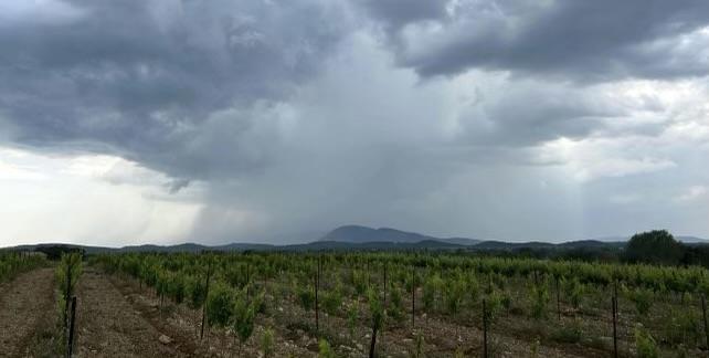 Météo : orages et grêle en cours sur le Gard et l’Hérault