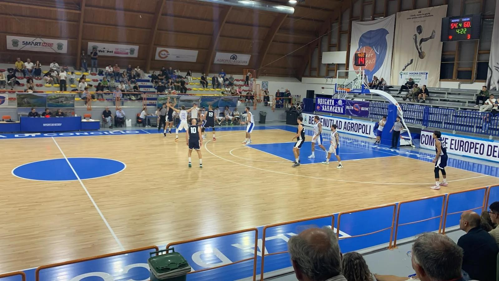 Basket, Cosenza passa al Pala Di Concilio: Agropoli sconfitta 61-72