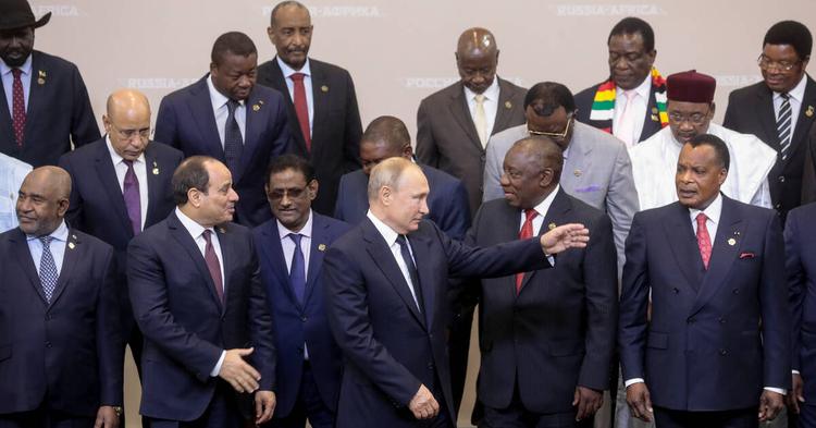 Le rapprochement de la Russie et de l’Afrique: un feu d’artifice éphémère