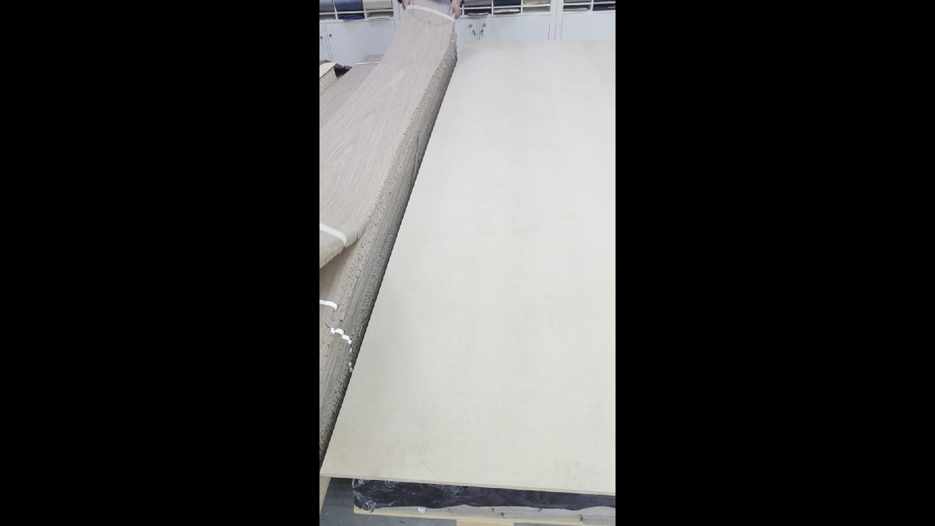 AMERICAN BLACK WALNUT ENGINEERED VENEER
