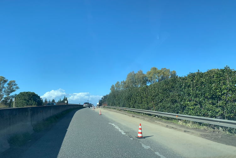 Milazzo, percorre l’asse viario contromano: intervengono i Carabinieri, patente ritirata
