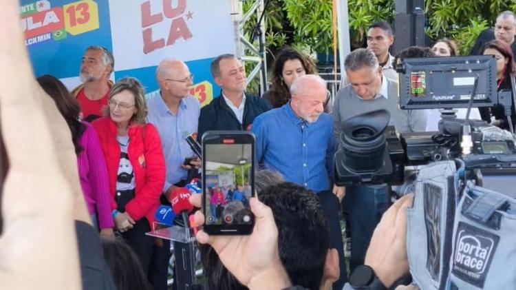 'Vir ao RS é visitar um pedaço da minha história', diz Lula em Porto Alegre um dia após debate na TV