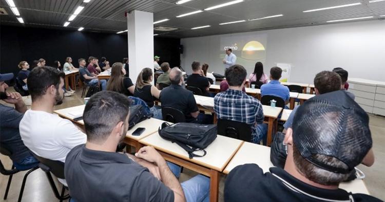 Cooperativa Coamo inicia 30ª turma do Programa Jovens Líderes Cooperativistas