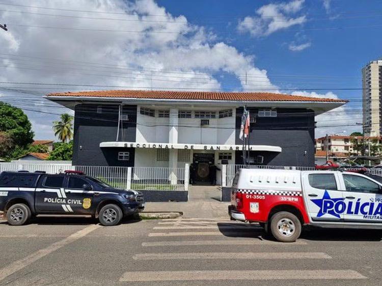 Jovem de 18 anos é preso pela 3ª vez por tráfico de drogas em casa abandonada em Belterra