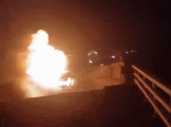 EUA lançam mais uma onda de bombardeios ao Irã; Teerã diz ter atacado navios de guerra dos EUA