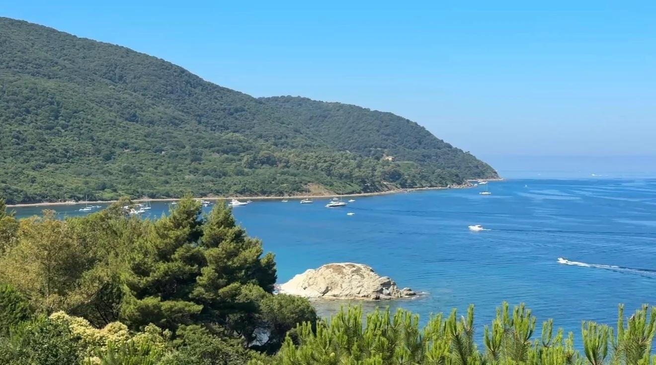Campania, approvato il piano triennale del turismo: quasi 2 milioni per la competitività