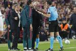 Multa leve por el lanzamiento de objetivo en el Clásico