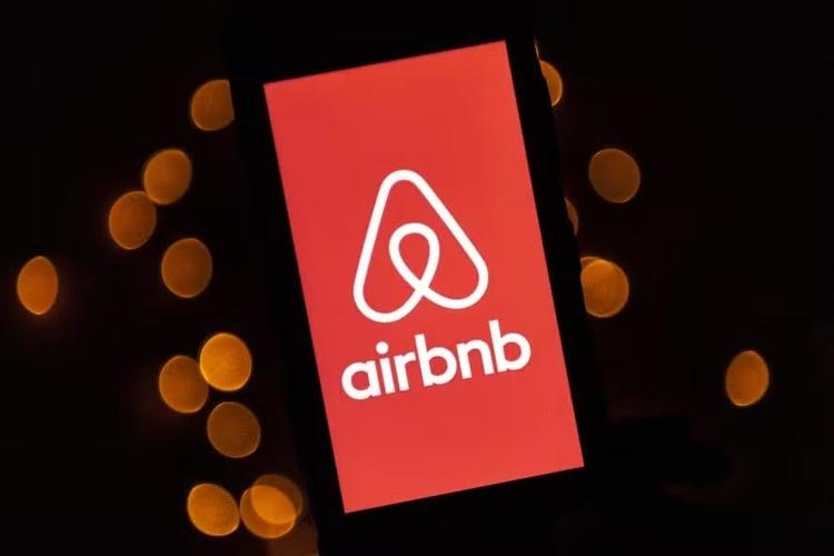 Moradores repercutem anúncio do Airbnb sobre imóveis de habitação popular; 'Fiquei bastante feliz'