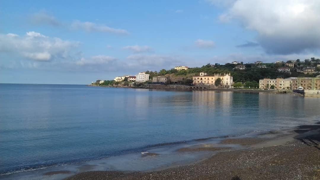 Sapri, pubblicati i bandi per due concessioni balneari 2026