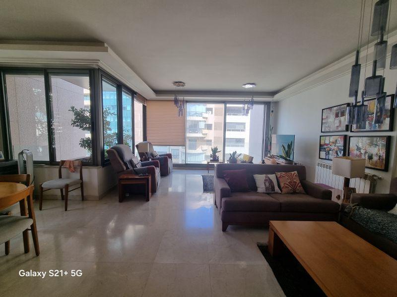 For Sale: Apartment in Hamra