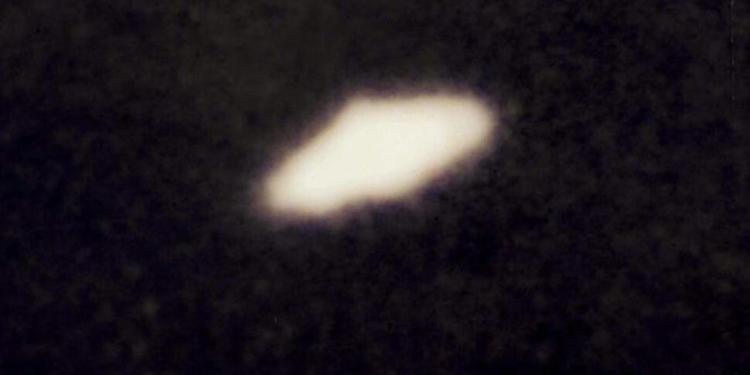 Ufo, il Pentagono pubblica 160 documenti. Trump rivendica la trasparenza: “Promessa mantenuta”