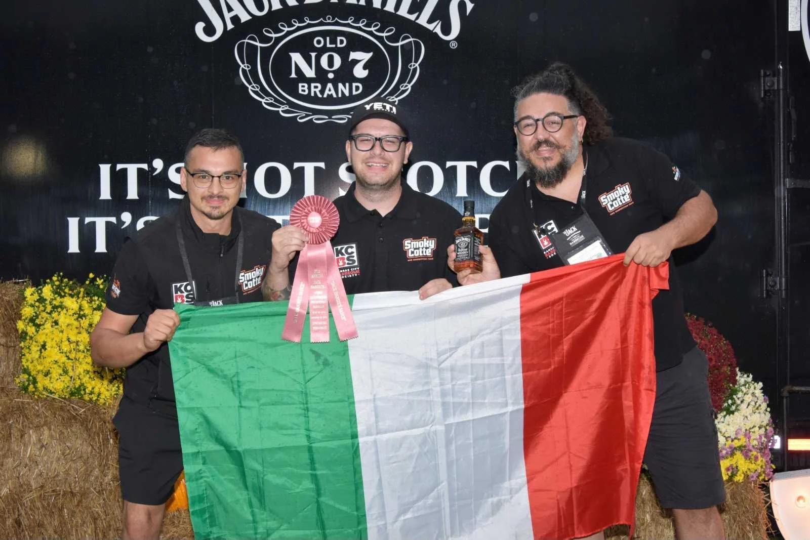 Mondiale barbecue in Tennessee, trionfo per i fratelli Napolitano di Casalbuono
