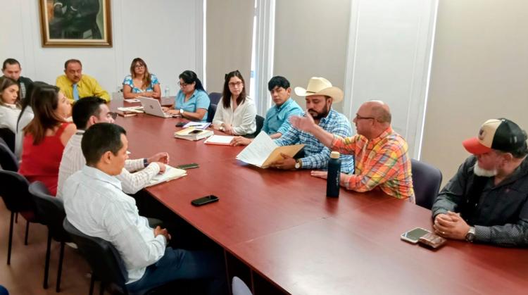 Se estanca regulación de corralones; ciudadanos suspenden diálogo con el Estado