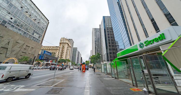 Da escada ao maior centro financeiro da América Latina: Sicredi Vale do Piquiri celebra 10 anos na Avenida Paulista
