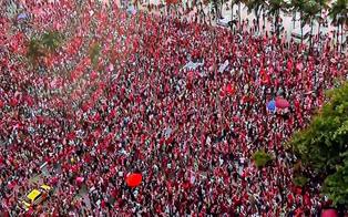Ato de apoio à reeleição de Lula reúne milhares de apoiadores em Copacabana, no Rio