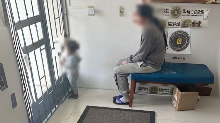 Mulher que ficou presa por 'equívoco' é absolvida 1 ano depois pela Justiça no RS