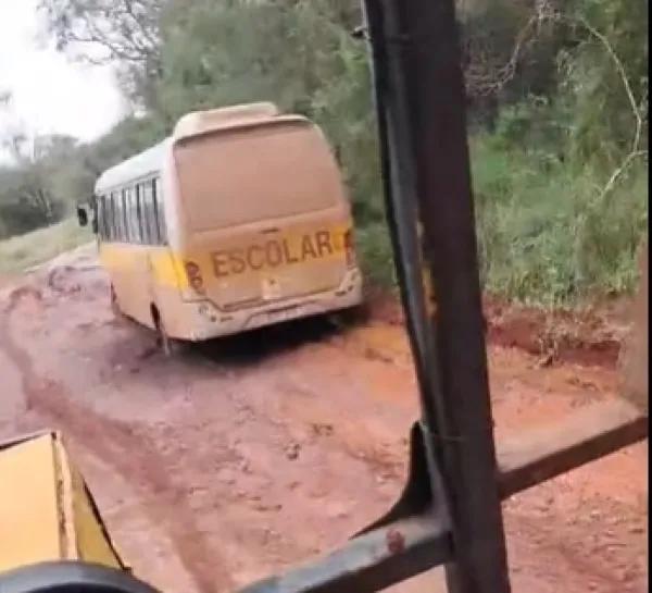 Micro – ônibus furtado em Boa Vista do Cadeado é  encontrado em Cruz Alta