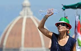 Caldo, sabato 20 giugno possibile codice rosso a Firenze, oggi allerta arancione