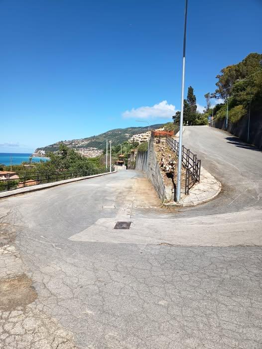 ✅Ultimati oggi i lavori di pulitura in località Calanovella❗️ #ComuneDiPiraino #Calanovella