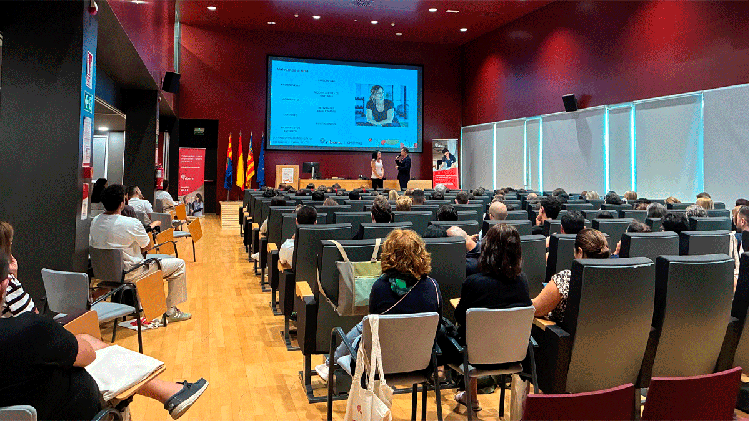 El Hospital del Vinalopó reúne a más de 220 profesionales para avanzar en el tratamiento del dolor a través del ejercicio