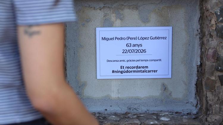 Un entierro digno para Pere tras malvivir más de un año en la calle