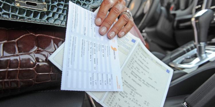 Manovra 2027, tutte le novità: bonus da 2.500 euro ai giovani, 300 euro agli anziani e stop al bollo auto