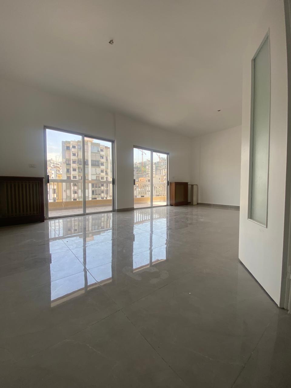 For Sale: Apartment in Antelias