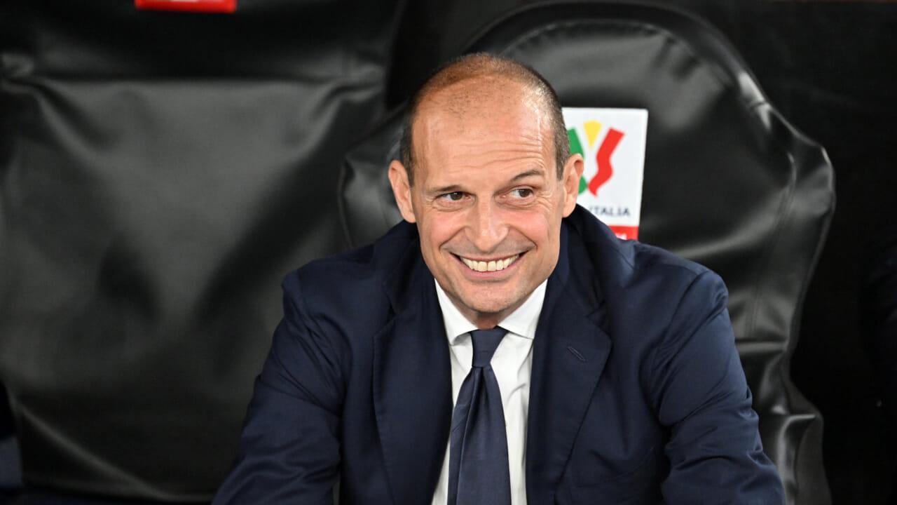 Massimiliano Allegri è il nuovo allenatore del Napoli, l’annuncio in diretta tv