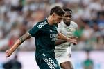 Valverde: "Mou es muy cercano, a veces duro, pero es la mejor forma de llegar a un jugador"