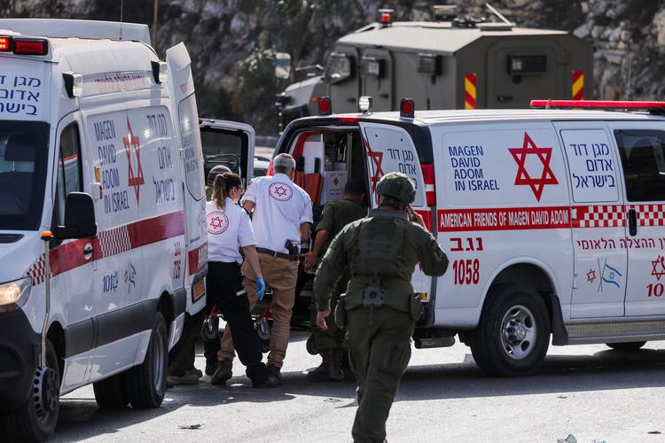 Israel diz que frustrou 'ataque terrorista' na Cisjordânia; tropas matam 2 suspeitos, e 5 israelenses ficam feridos
