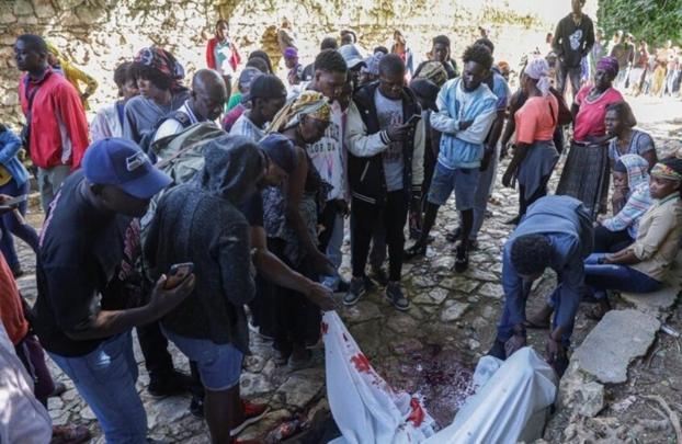 عصابات تهاجم كنيسة تأوي نازحين وتقتل 40 شخصا هايتي