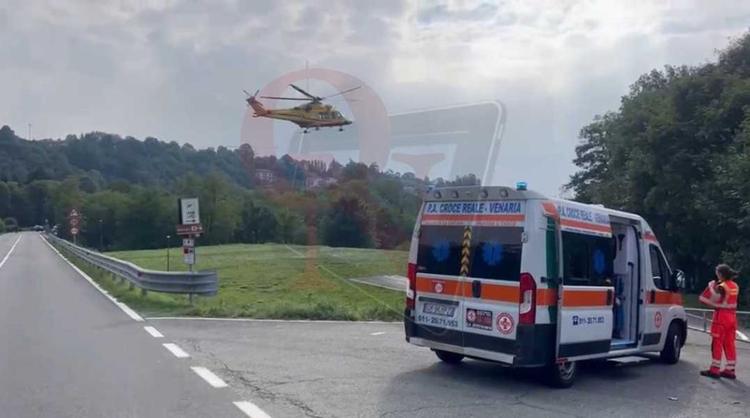 lanzo aggredisce la moglie